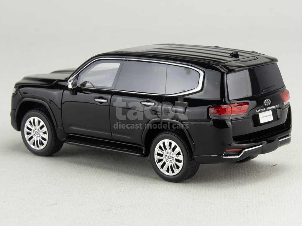 104775 Toyota Land Cruiser LC300 ZX 2024