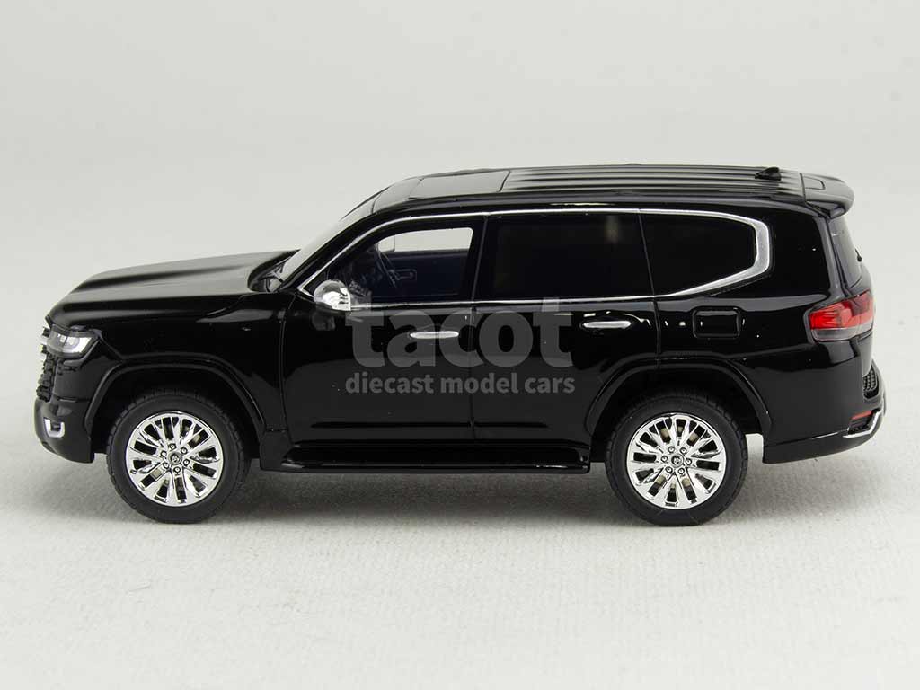 104775 Toyota Land Cruiser LC300 ZX 2024
