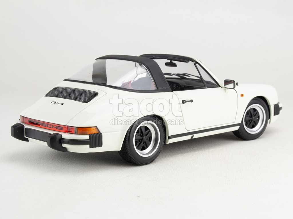 104860 Porsche 911 Carrera 3.2 Targa 1983