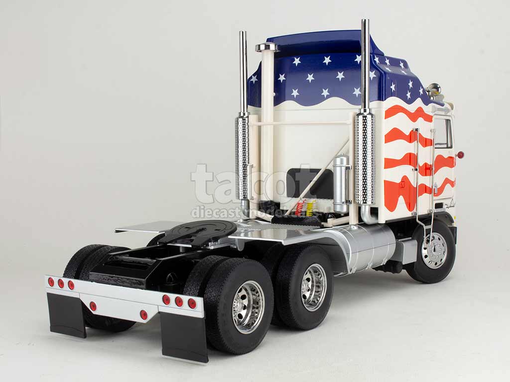 104879 Kenworth K100 Aérodyne Tracteur 1976