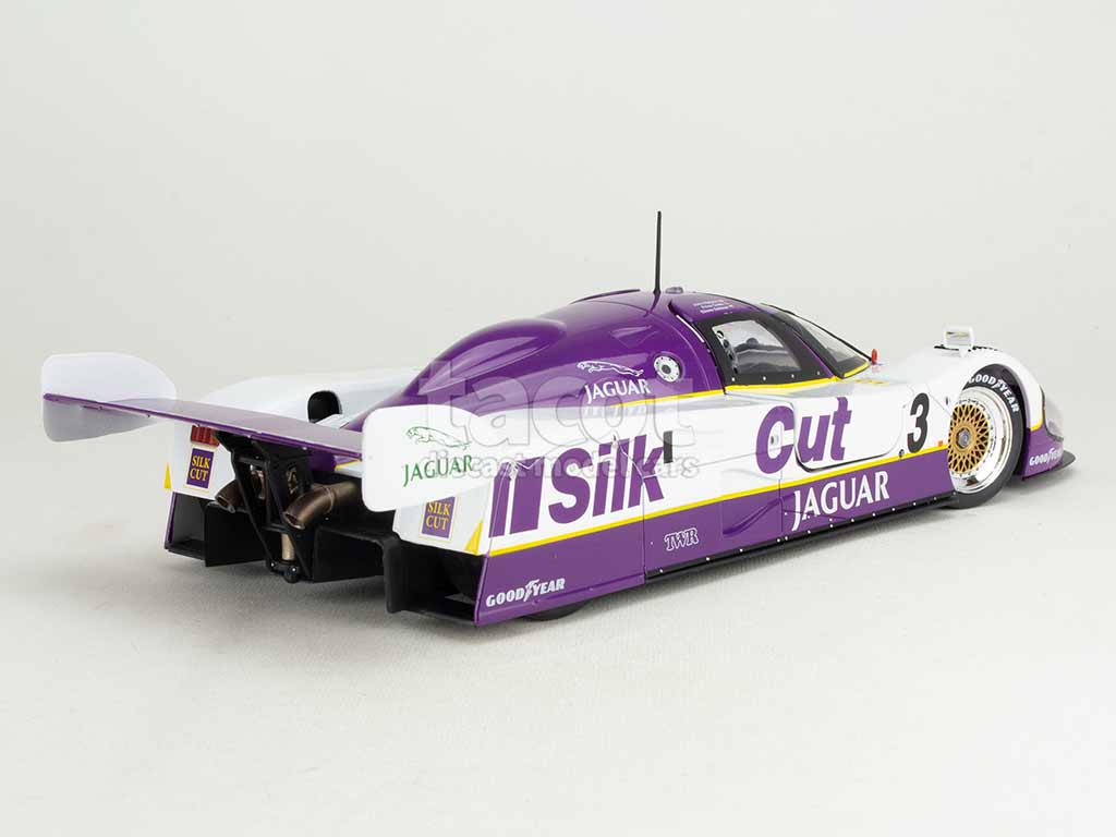 104883 Jaguar XJR-12 Le Mans 1990