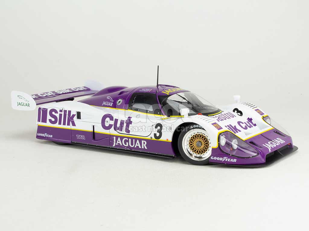 104883 Jaguar XJR-12 Le Mans 1990