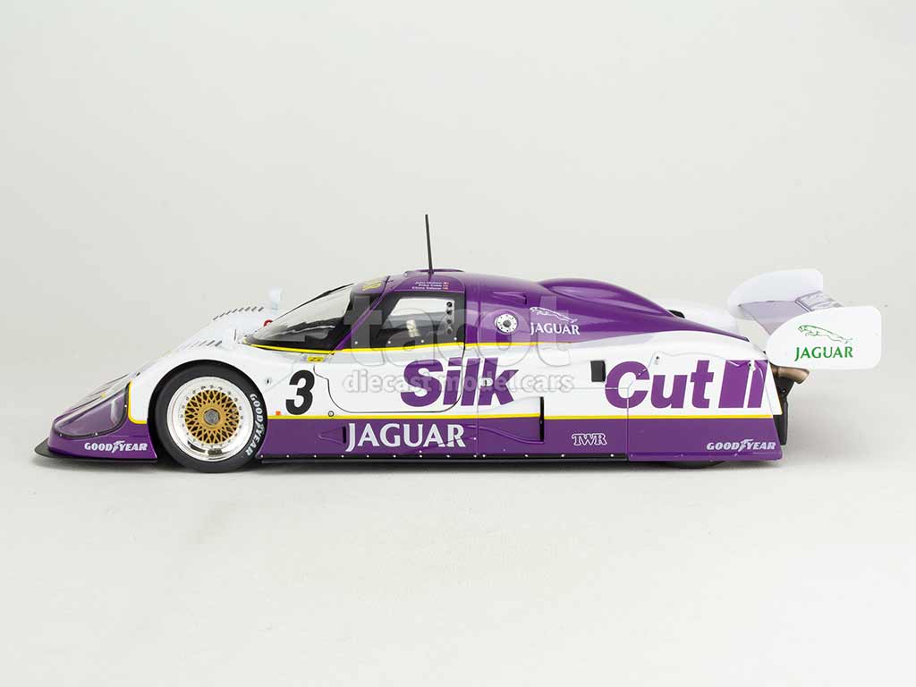 104883 Jaguar XJR-12 Le Mans 1990