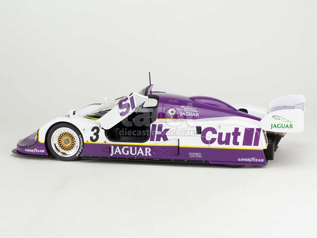 104883 Jaguar XJR-12 Le Mans 1990