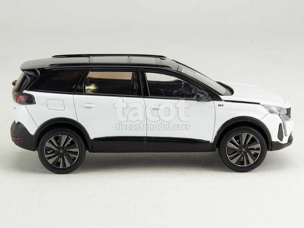 104914 Peugeot 5008 GT Black Pack 2020