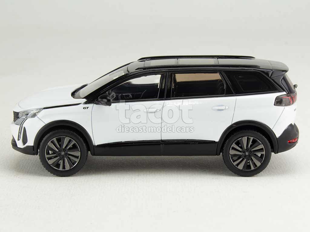 104914 Peugeot 5008 GT Black Pack 2020