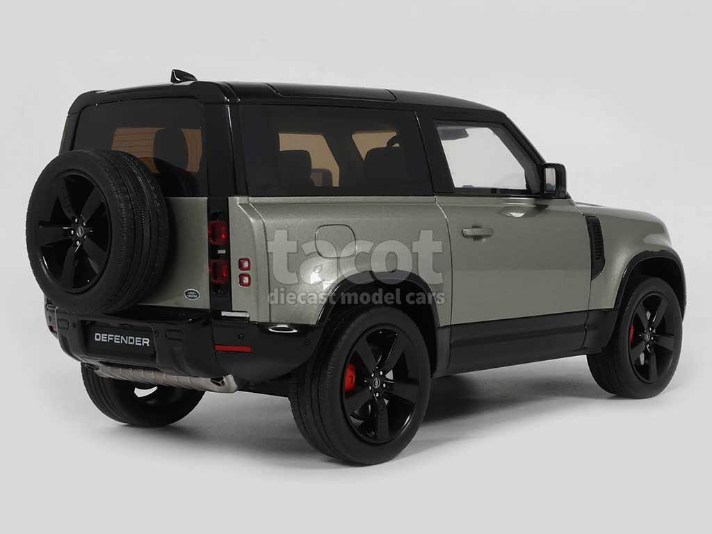 104976 Land Rover Defender P400 X-Dynamic HSE 2021