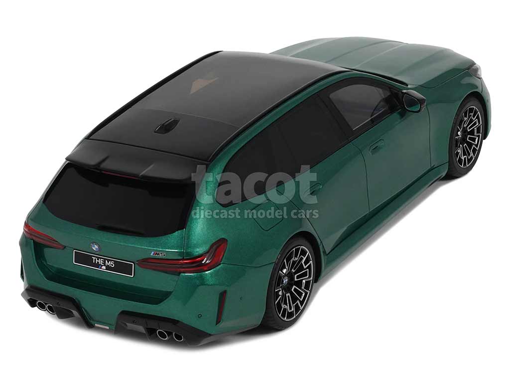 104980 BMW New M5 Touring/ G61 2024