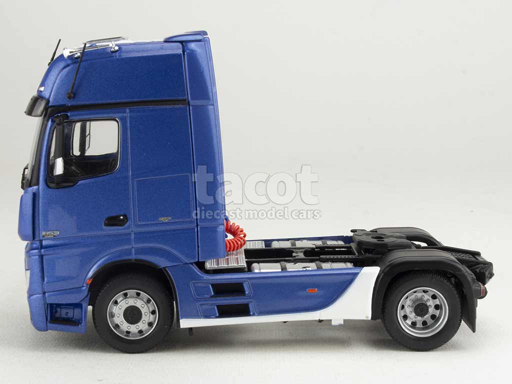 Camion Miniature 1:43 IXO - Mercedes-Benz Actros MP4 1851 Tracteur 2012 Bleu Métallisé