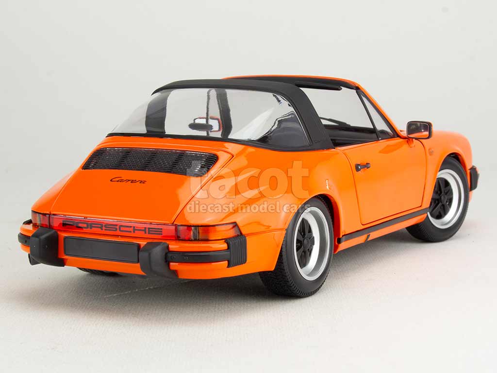 105083 Porsche 911 Carrera 3.2 Targa 1983