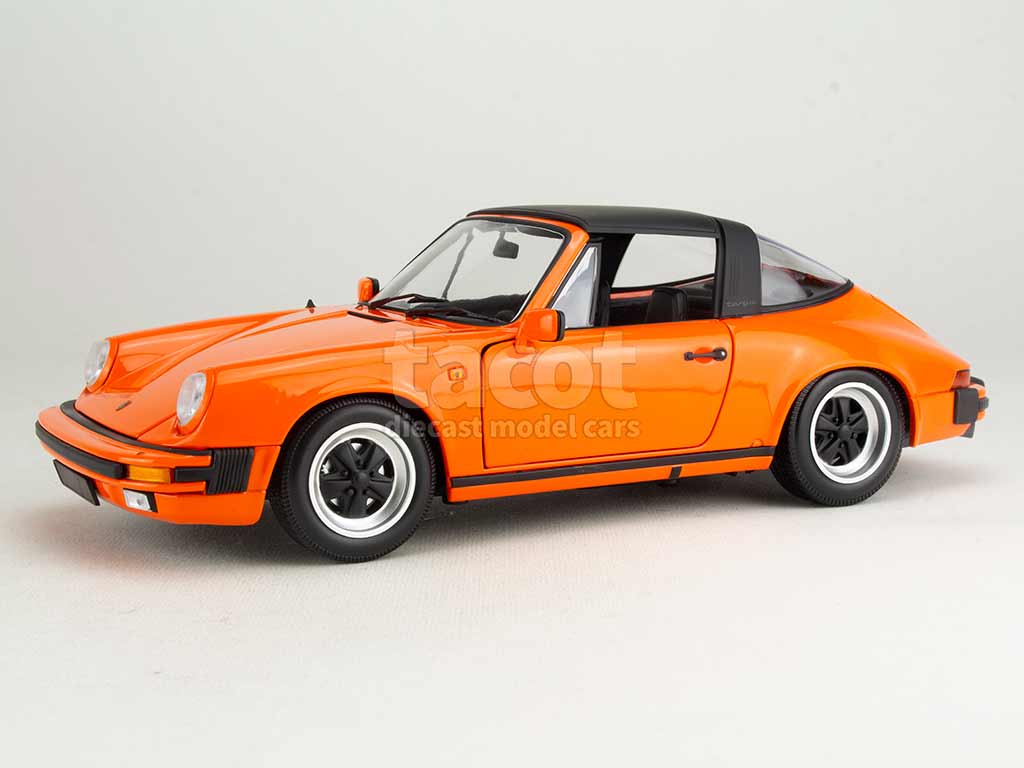 105083 Porsche 911 Carrera 3.2 Targa 1983