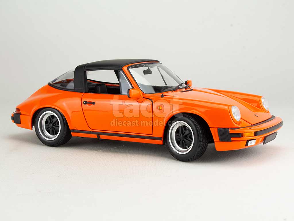 105083 Porsche 911 Carrera 3.2 Targa 1983