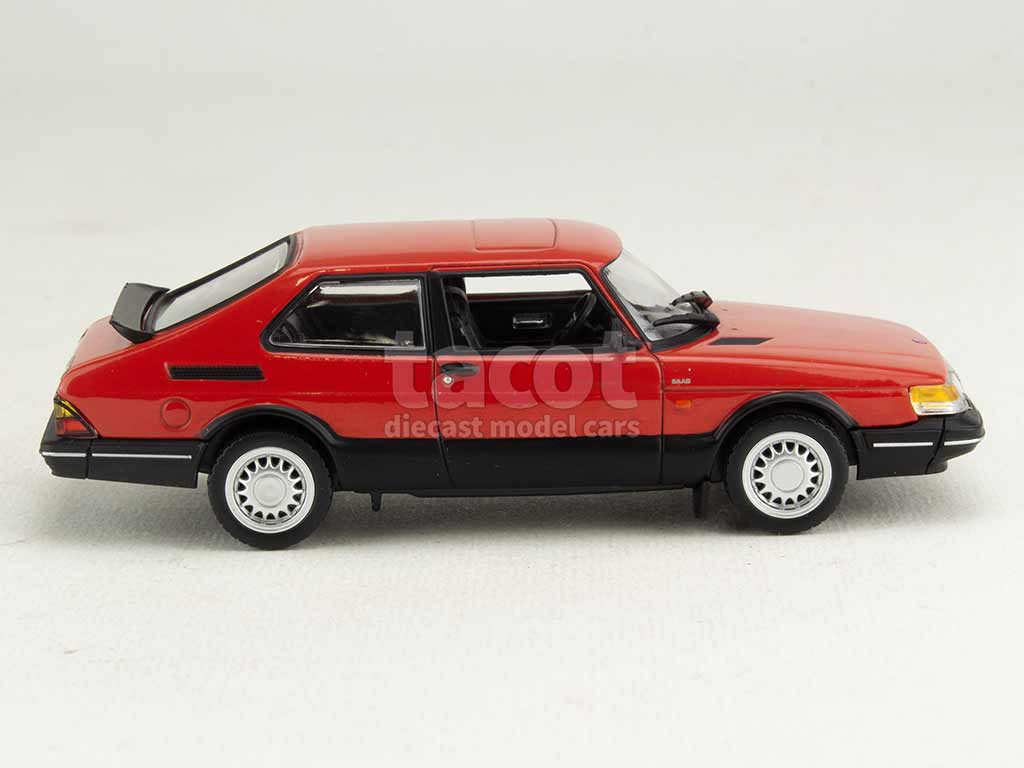 105243 Saab 900 Turbo 16 1992