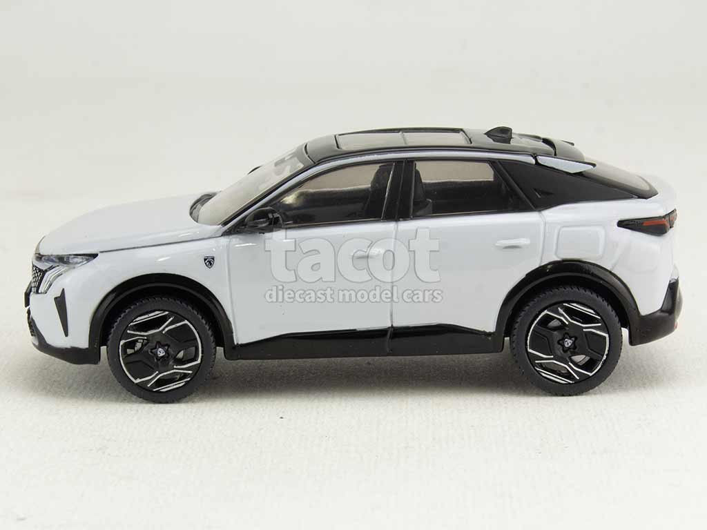 105247 Peugeot New E-3008 2025