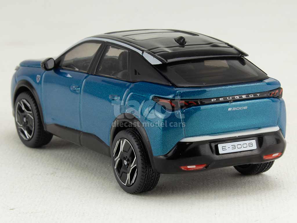 105248 Peugeot New E-3008 2025