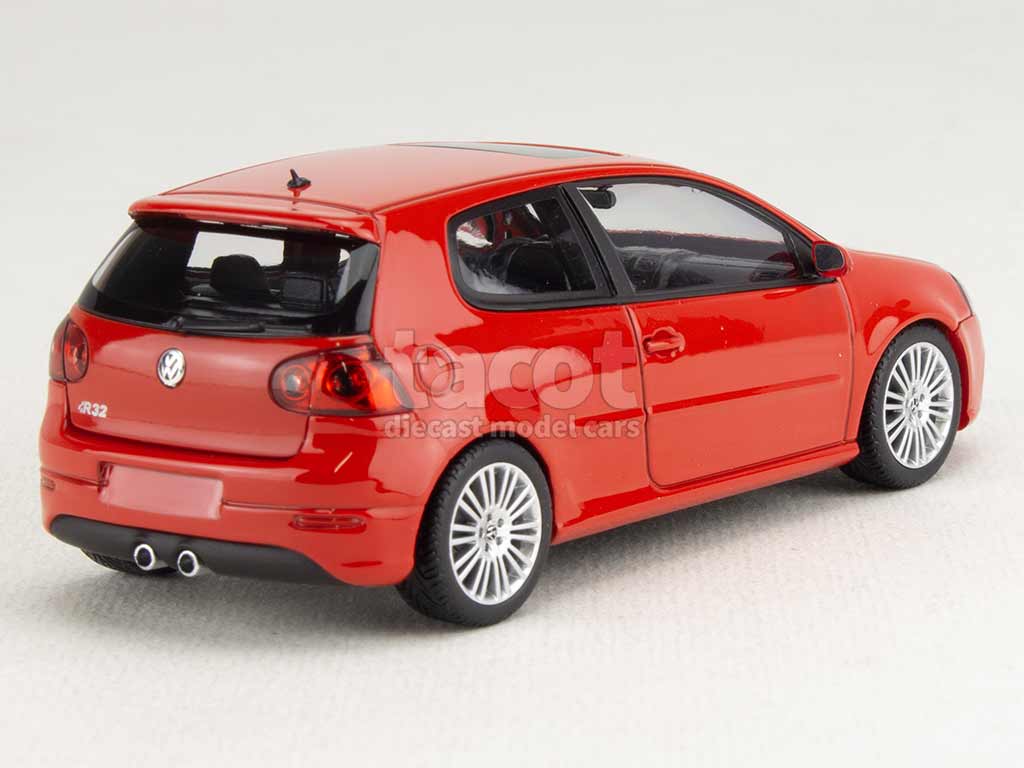 105259 Volkswagen Golf V R32 3 Doors 2005