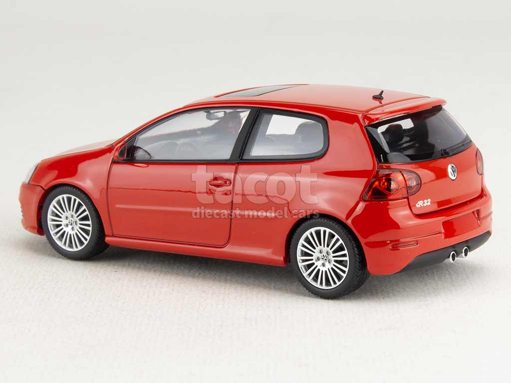 105259 Volkswagen Golf V R32 3 Doors 2005