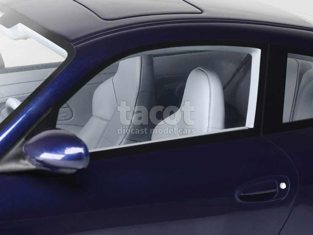 105264 Porsche 911/996 Carrera 4S 2002