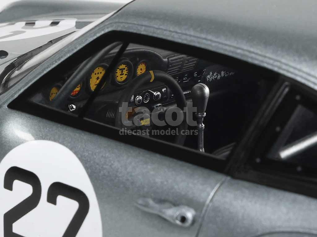 105268 Porsche 911/993 RWB Yuiitsumuni 2024