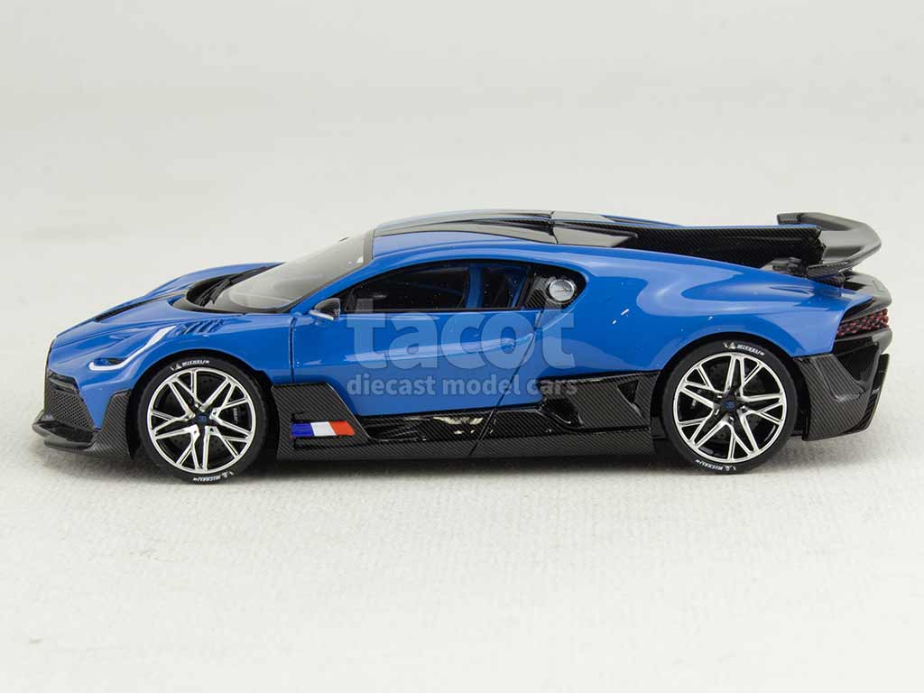105276 Bugatti Divo 2019