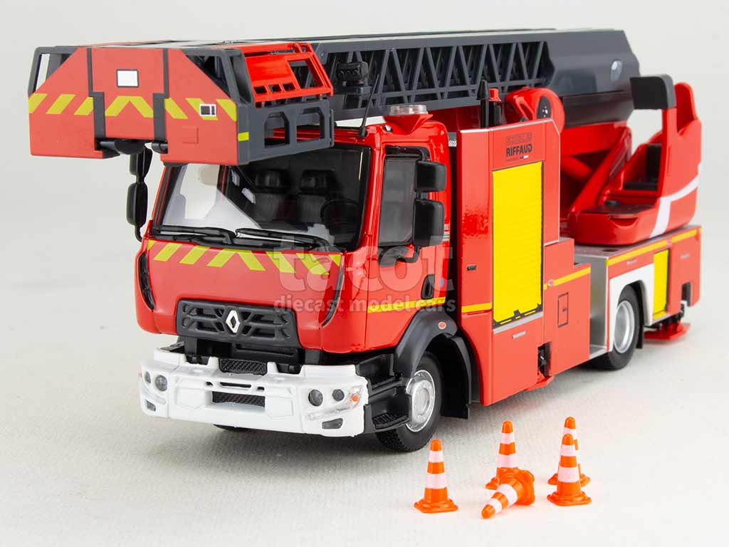 105278 Renault D16 EPC 33 PRX Pompier