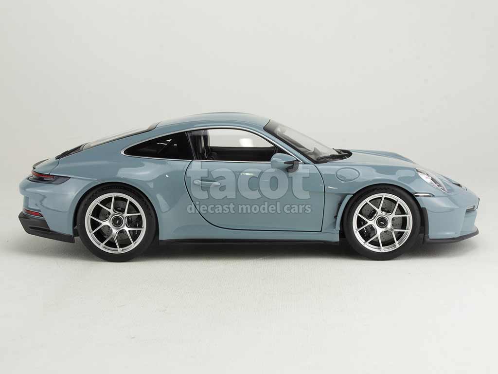 105340 Porsche 911/992 S/T 2023