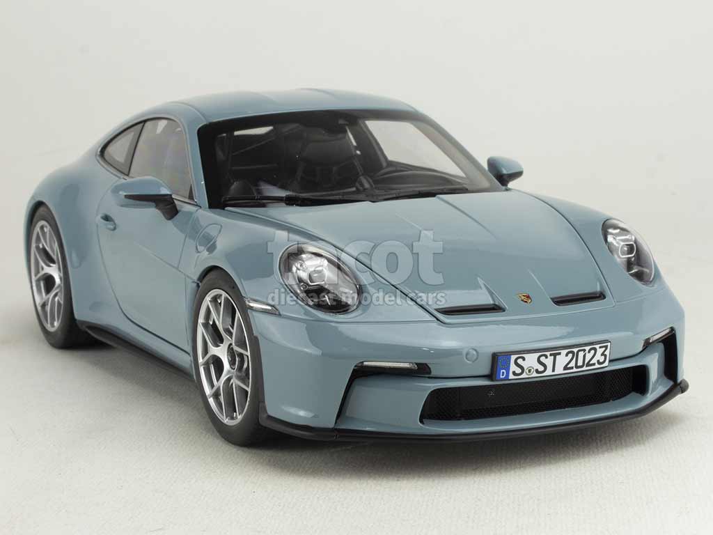 105340 Porsche 911/992 S/T 2023
