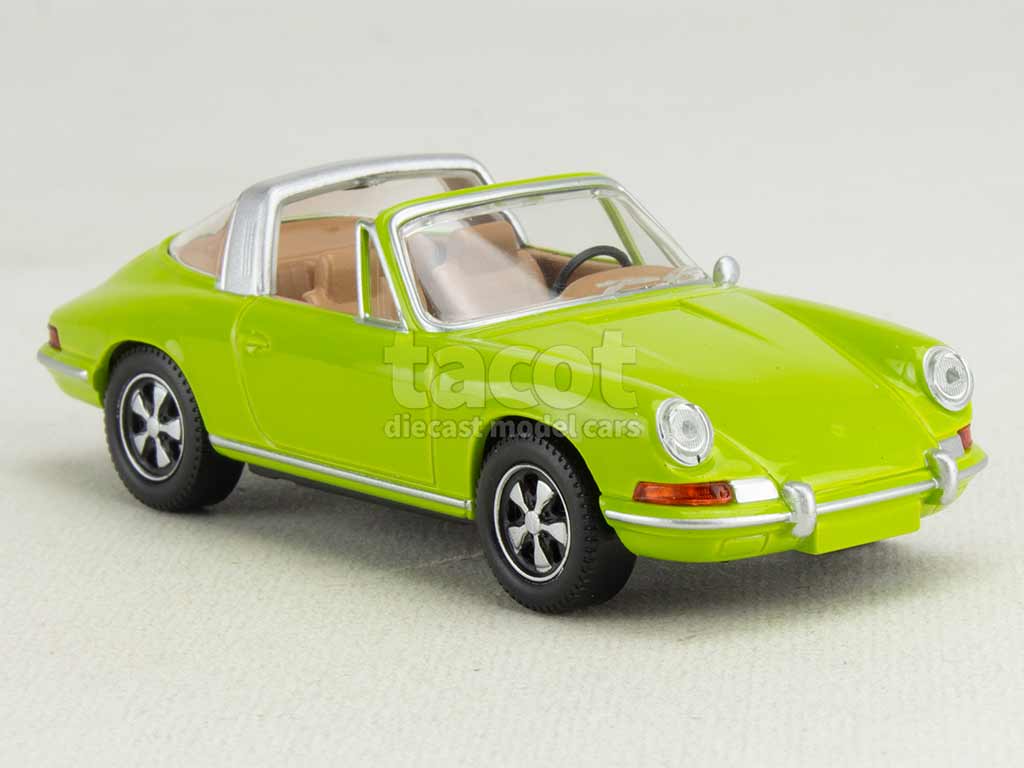 105374 Porsche 911 Targa 1969