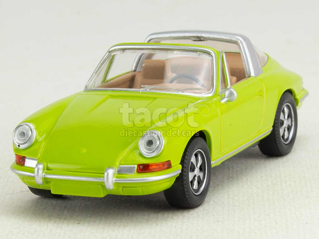 105374 Porsche 911 Targa 1969