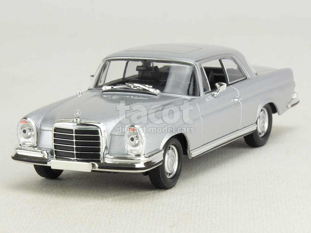 105378 Mercedes 280 SE 3.5 Coupé 1970