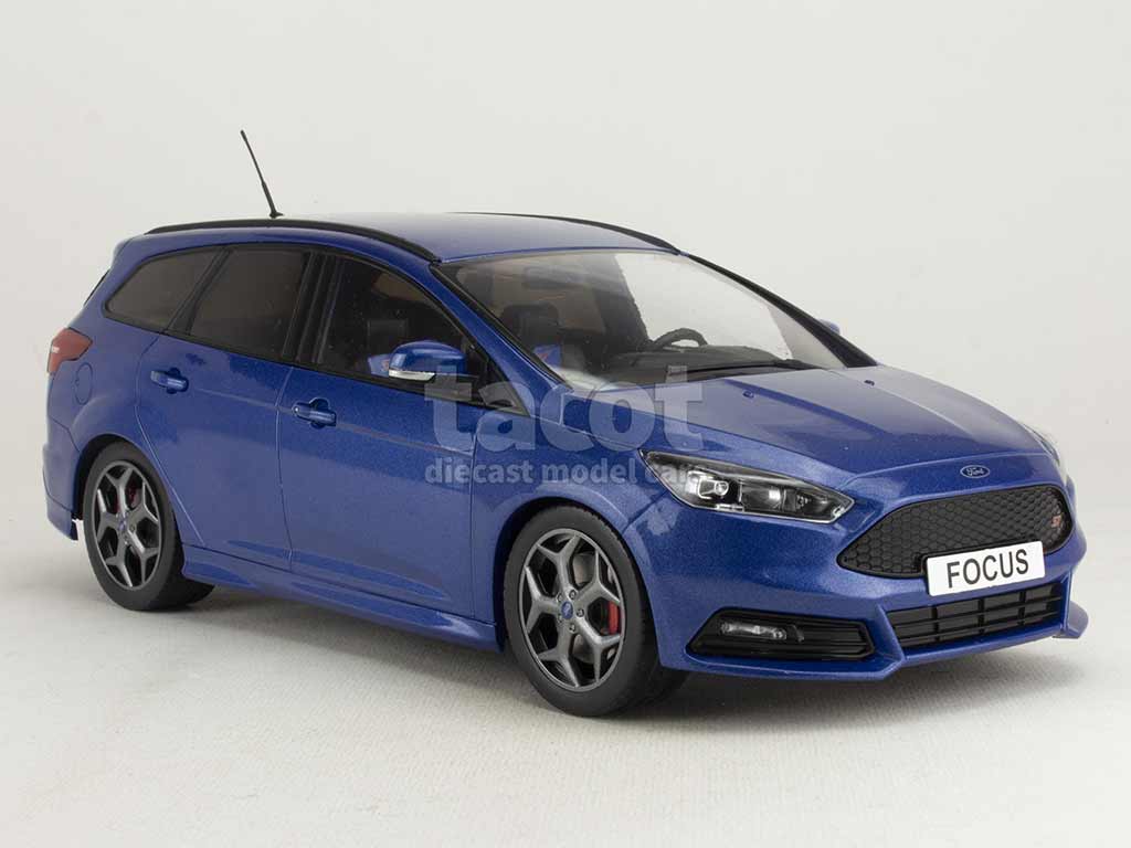 105504 Ford Focus ST Estate 2015