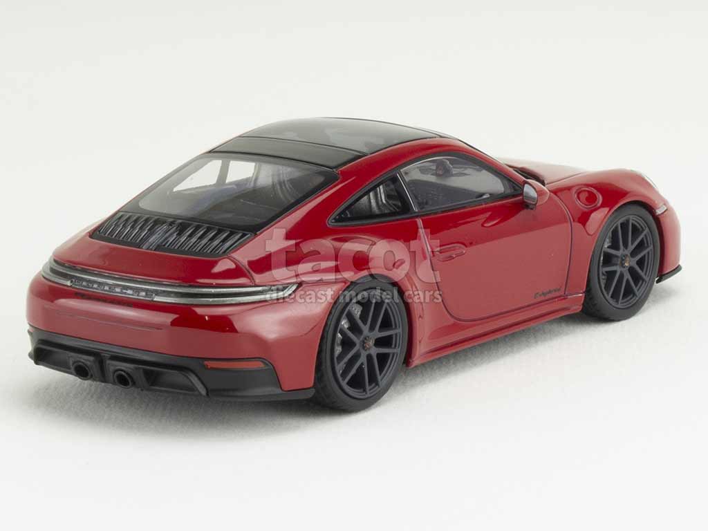 105540 Porsche 911/992 Carrera 2025