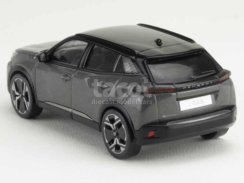 105582 Peugeot New e-2008 GT 2023