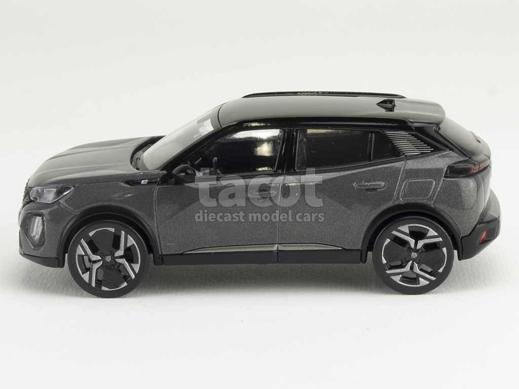 105582 Peugeot New e-2008 GT 2023