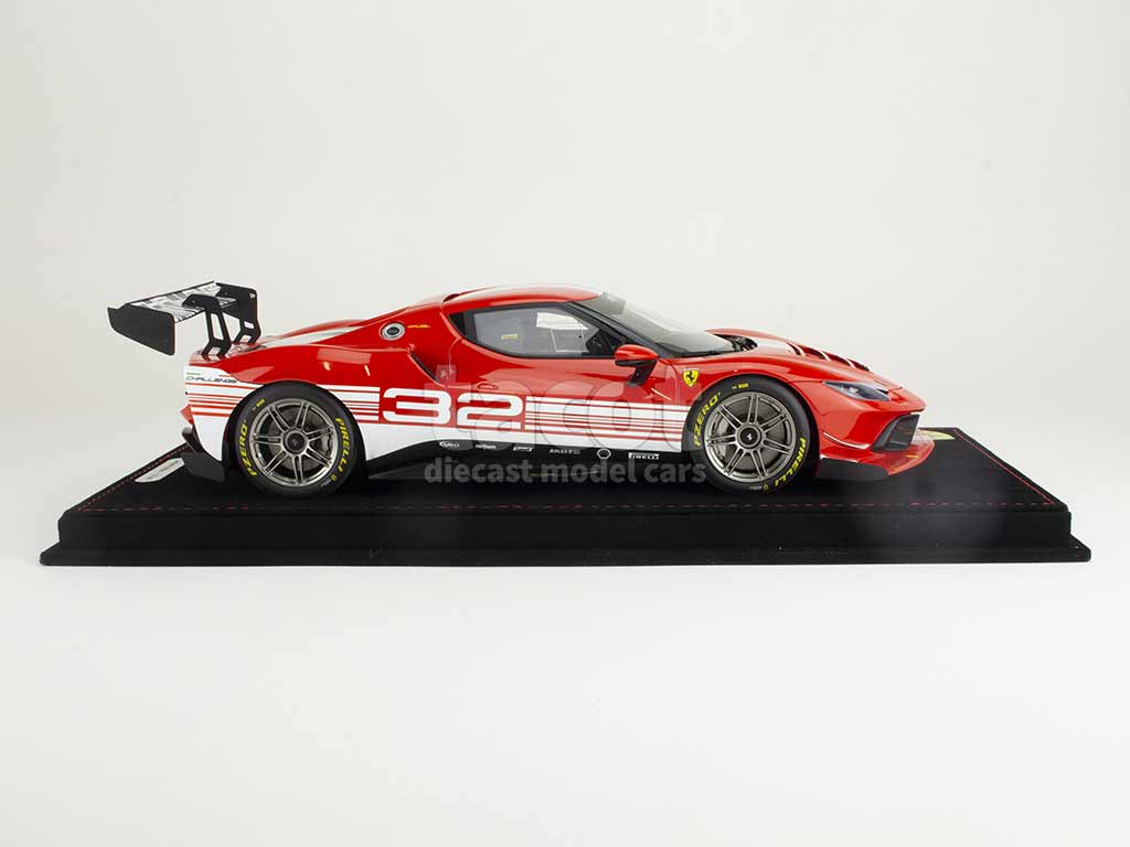 105583 Ferrari 296 Challenge Présentation 2023