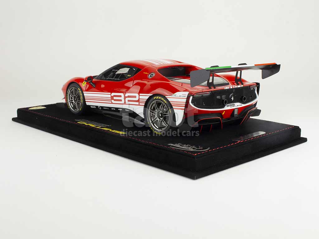 105583 Ferrari 296 Challenge Présentation 2023