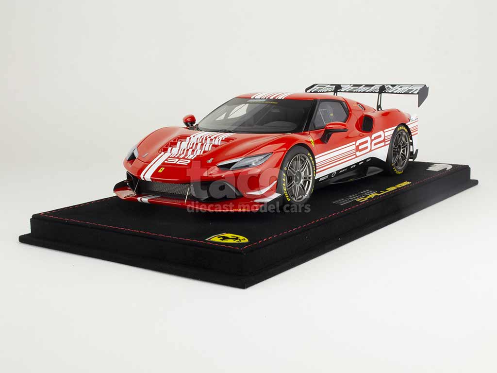 105583 Ferrari 296 Challenge Présentation 2023