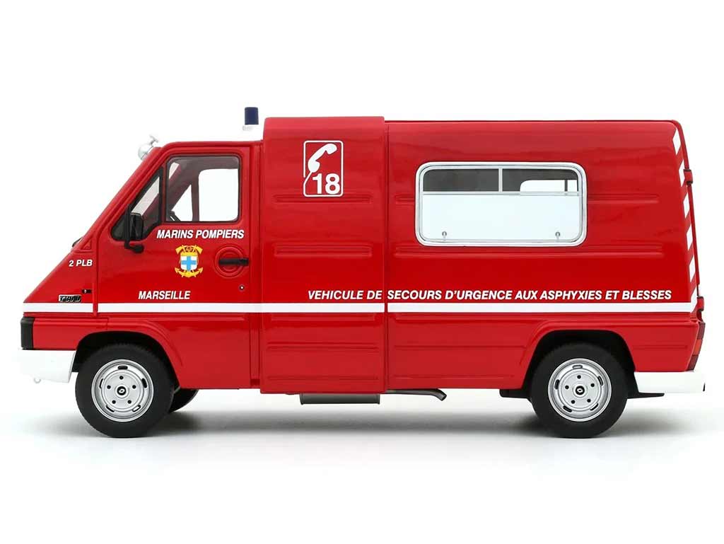 105589 Renault Master T30 VSAB Pompiers 1980