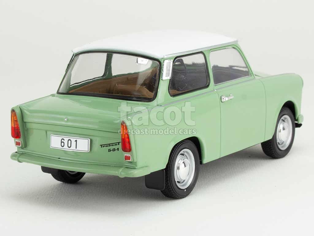 105590 Trabant 601 1965