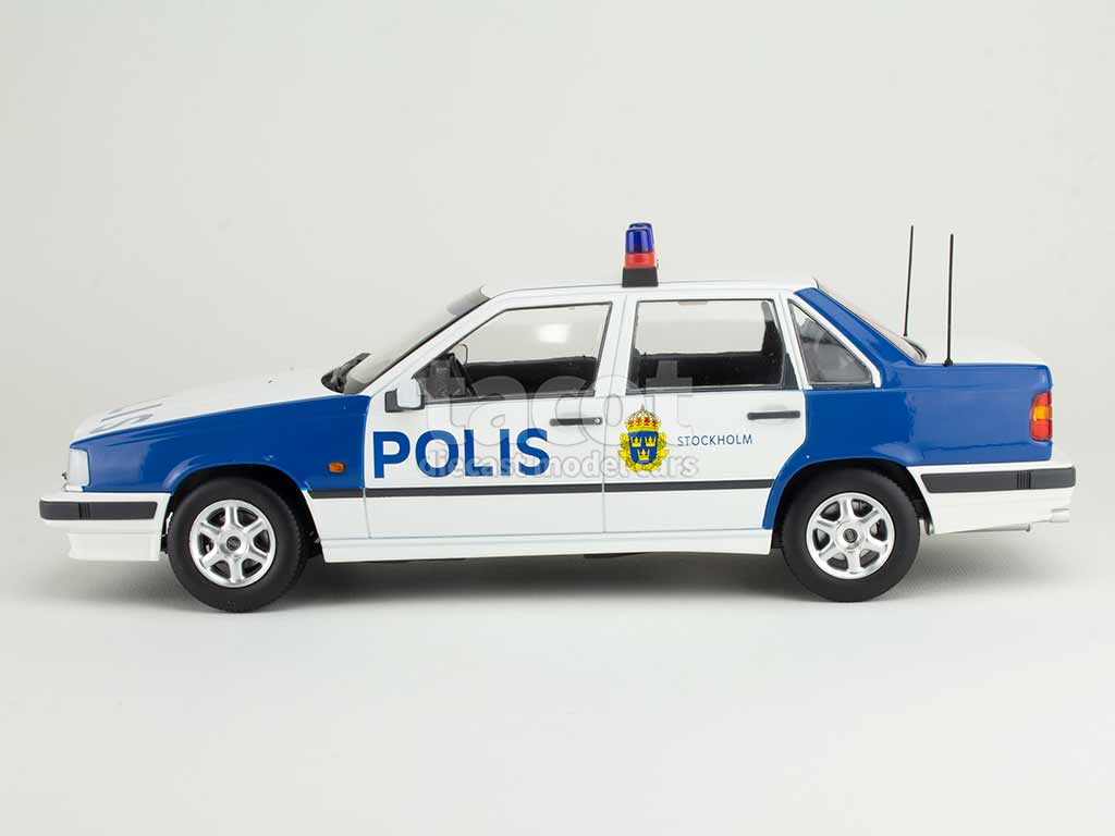 105599 Volvo 850 Polis 1993
