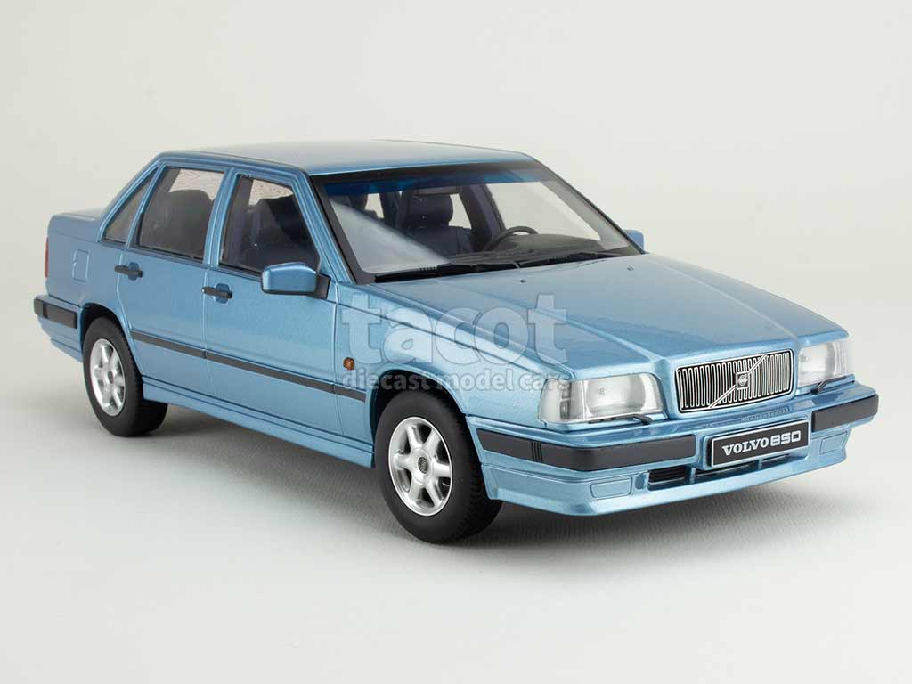 105602 Volvo 850 1993
