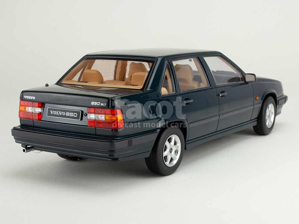 105603 Volvo 850 1993