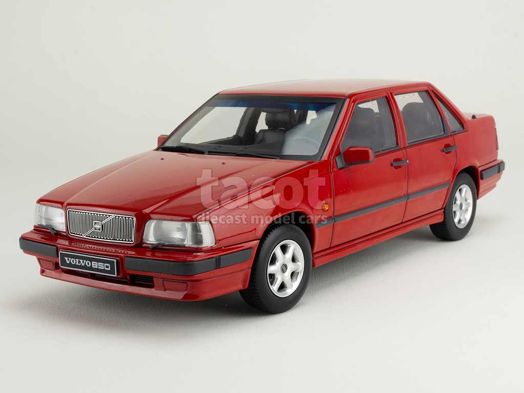105604 Volvo 850 1993