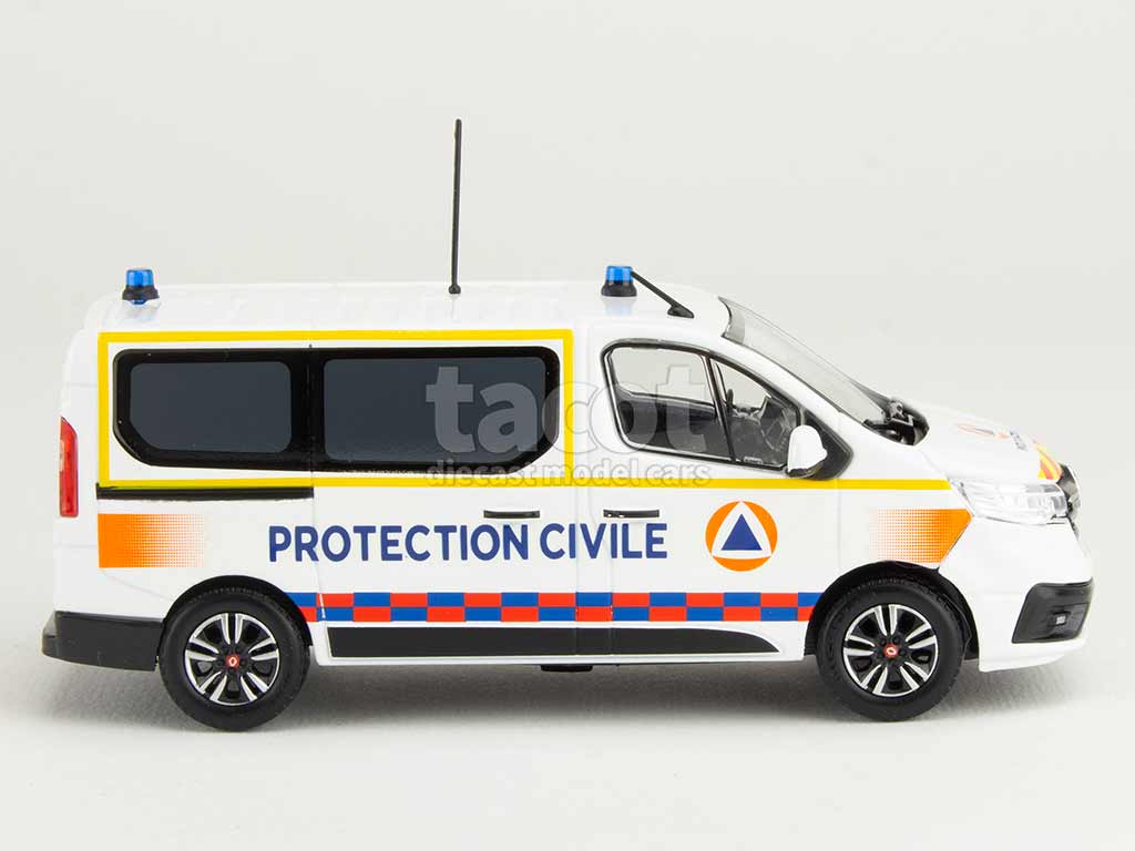 105622 Renault Trafic III Ambulance 2021