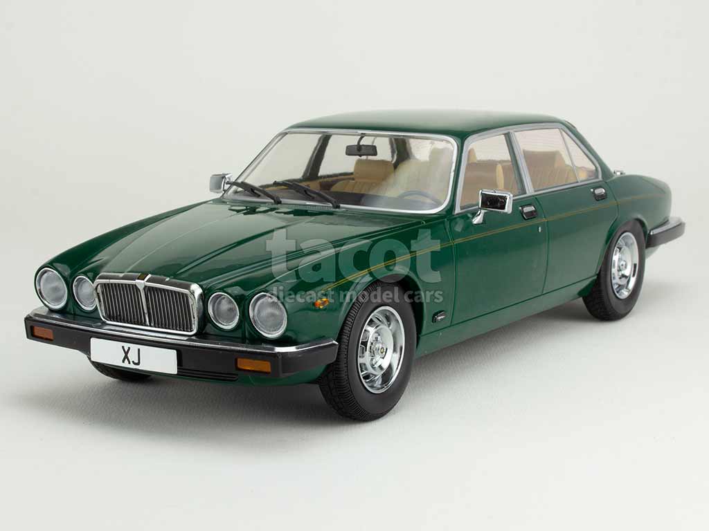 105627 Jaguar XJ Series III 1979