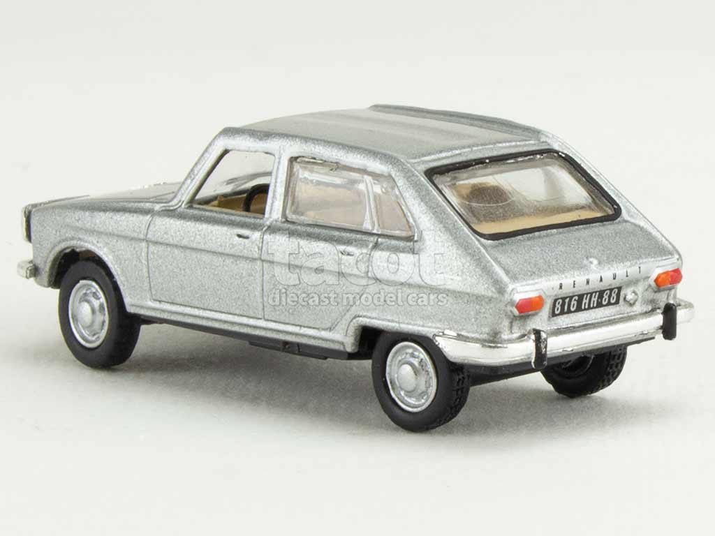 105630 Renault R16 1966