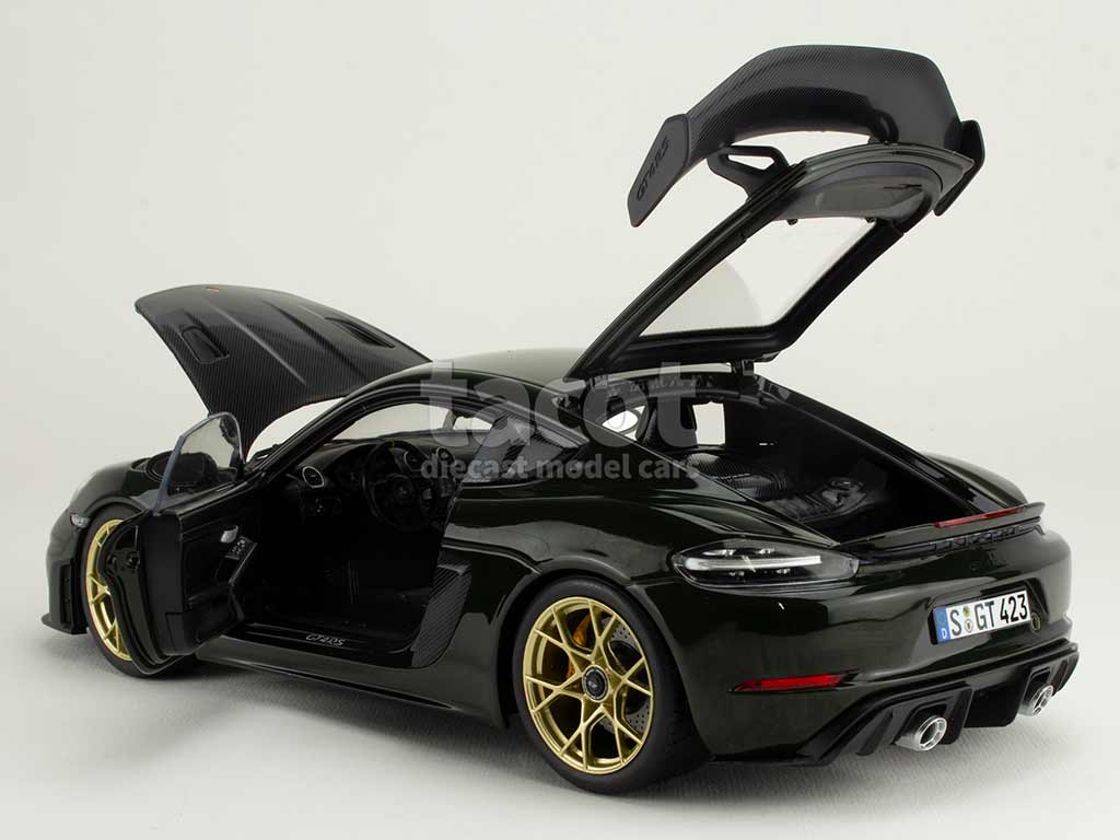 105643 Porsche Cayman GT4 RS 2023