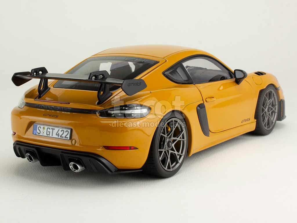 105644 Porsche Cayman GT4 RS 2023
