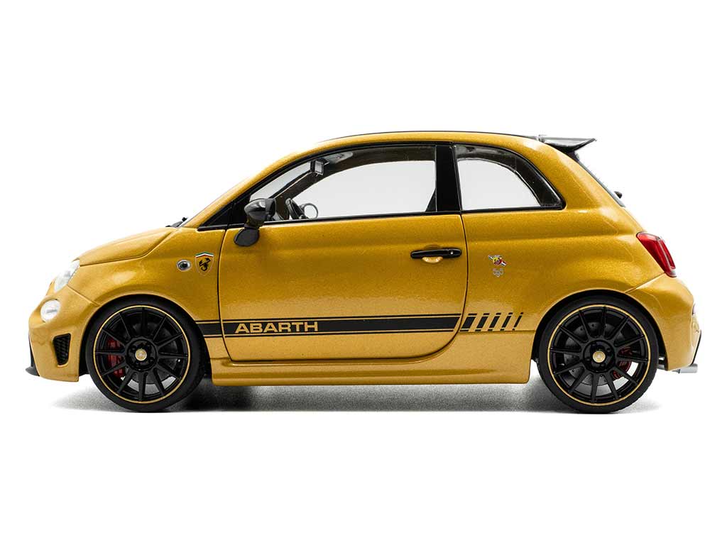 105663 Fiat Abarth F595 Solido Works 2022