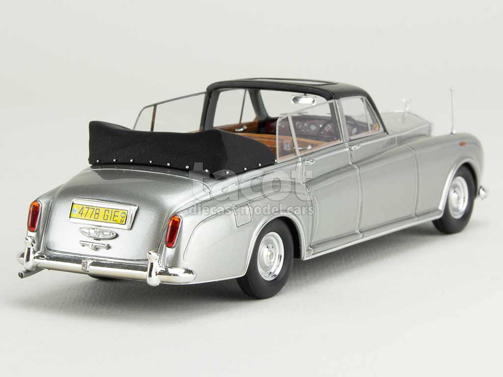 105672 Rolls-Royce Phantom VI Landaulette 1972